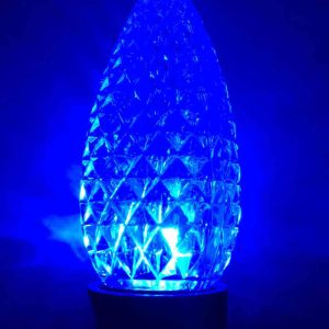 Blue faceted C7 LED bulb with HLS DUO core